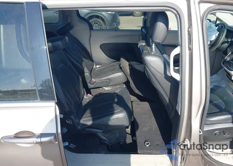 2018 Chrysler Pacifica Touring L Plus из США, поврежденный, VIN 2C4RC1EG7JR144274